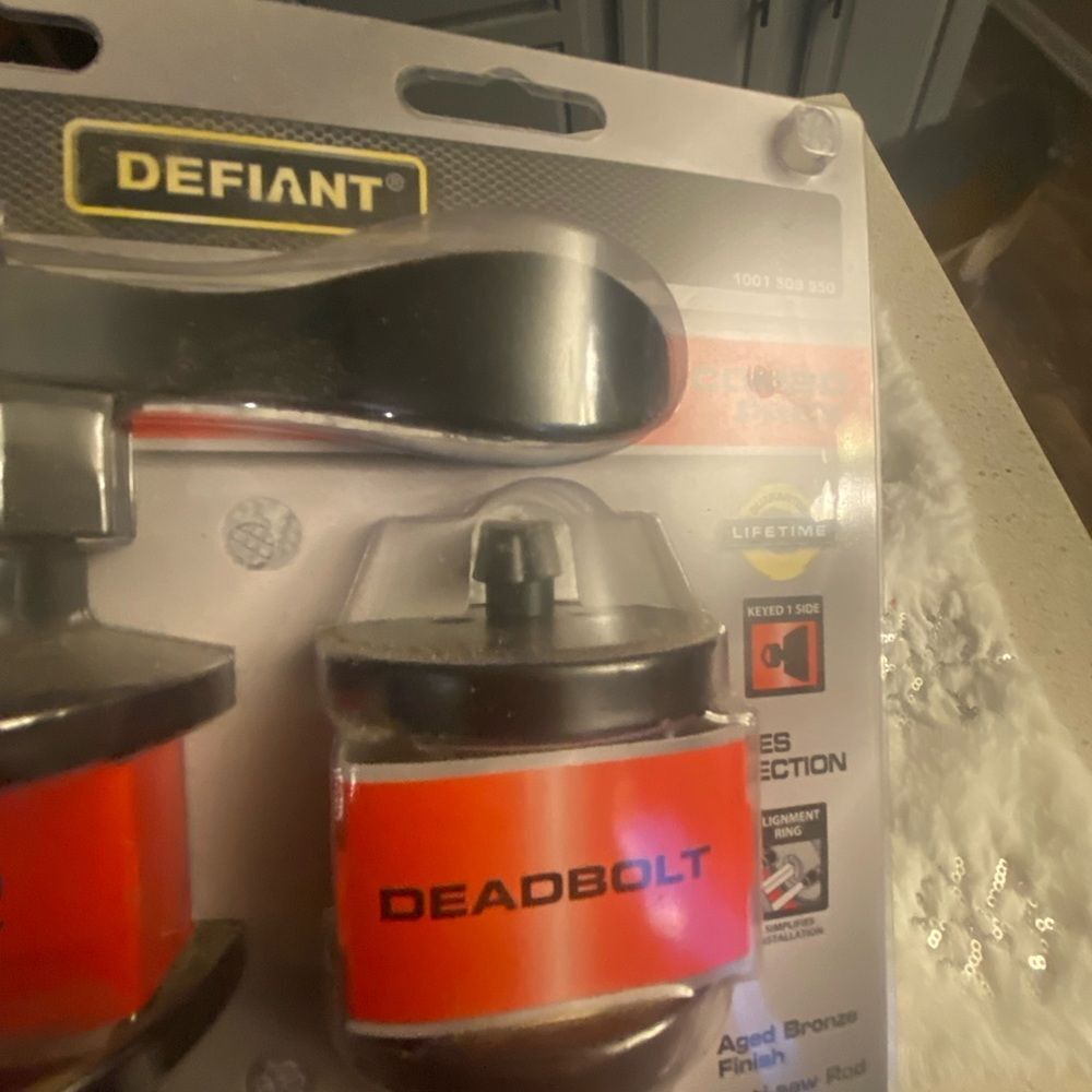 Defiant combo lock, NWT - Picture 2 of 4